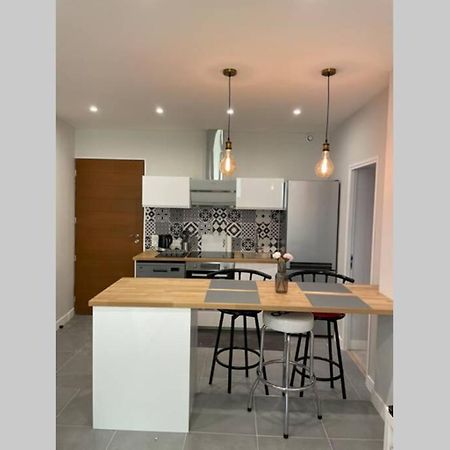 appartements très spacieux et totalement rénovée Guillaumes Exterior foto